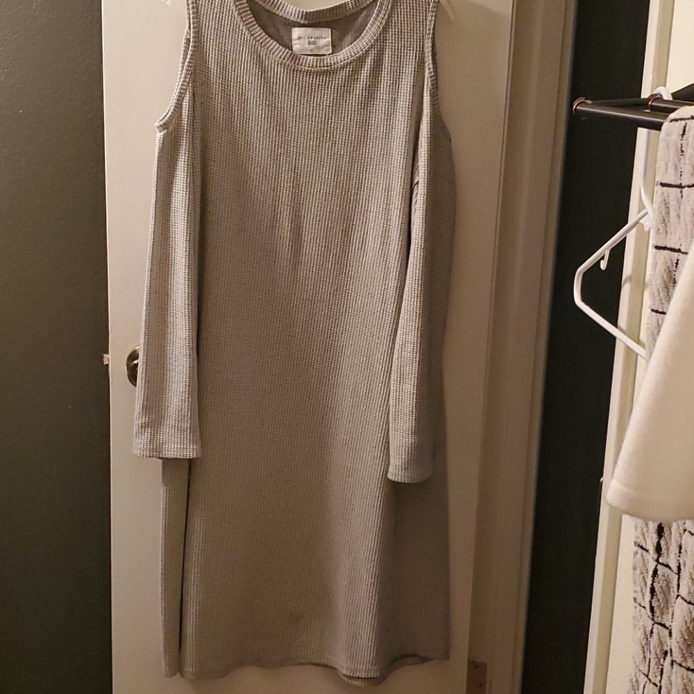 Sol Angeles Large Gray Long Sleeve Dress